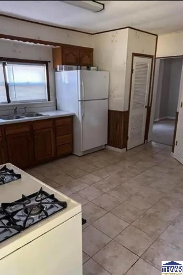 3301 E Linn Avenue, Terre Haute, IN 47805 - #3