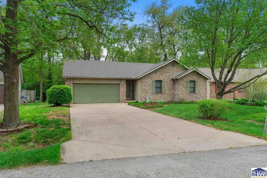 2552 Kings Court, Terre Haute, IN 47802 - #2
