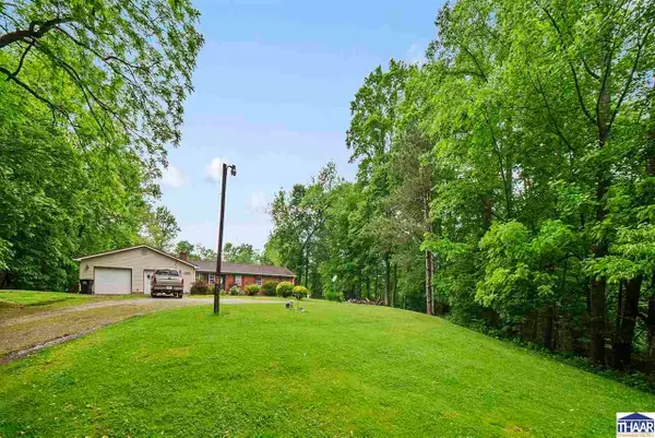 10885 N Private Road 370 E, Brazil, IN 47834