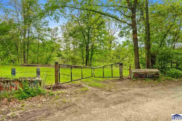 13960 N Rock Run Church Road, Rosedale, IN 47874