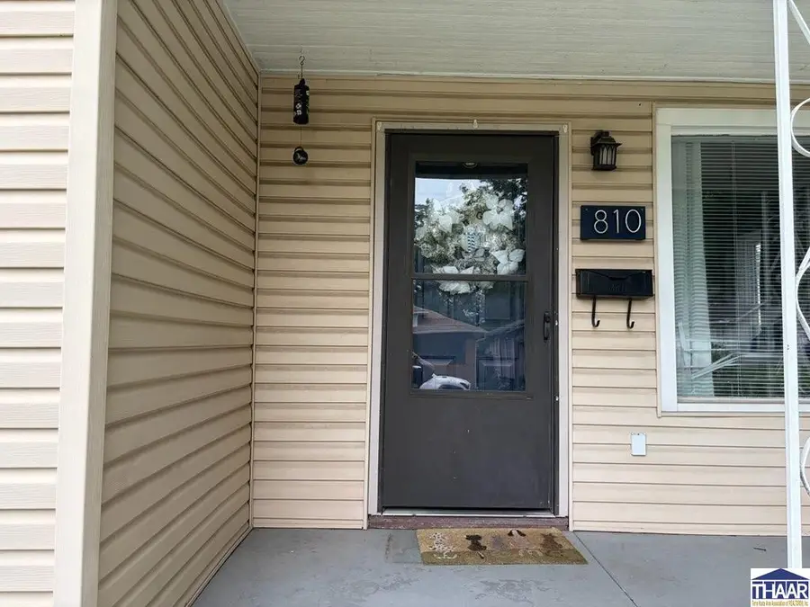 810 S 19th Street, Terre Haute, IN 47807 - #3
