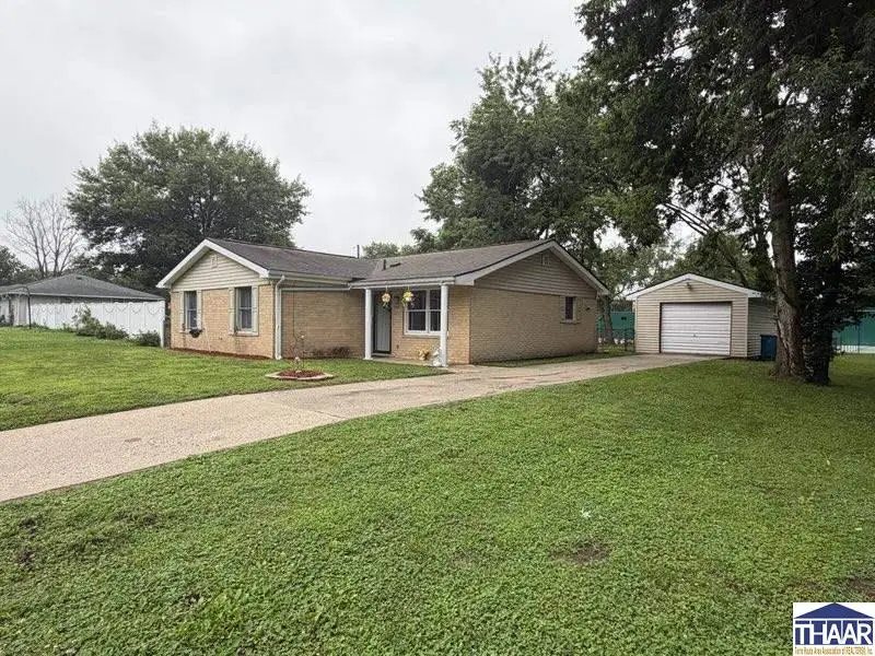 2012 Grant Street, Terre Haute, IN 47803 - #3