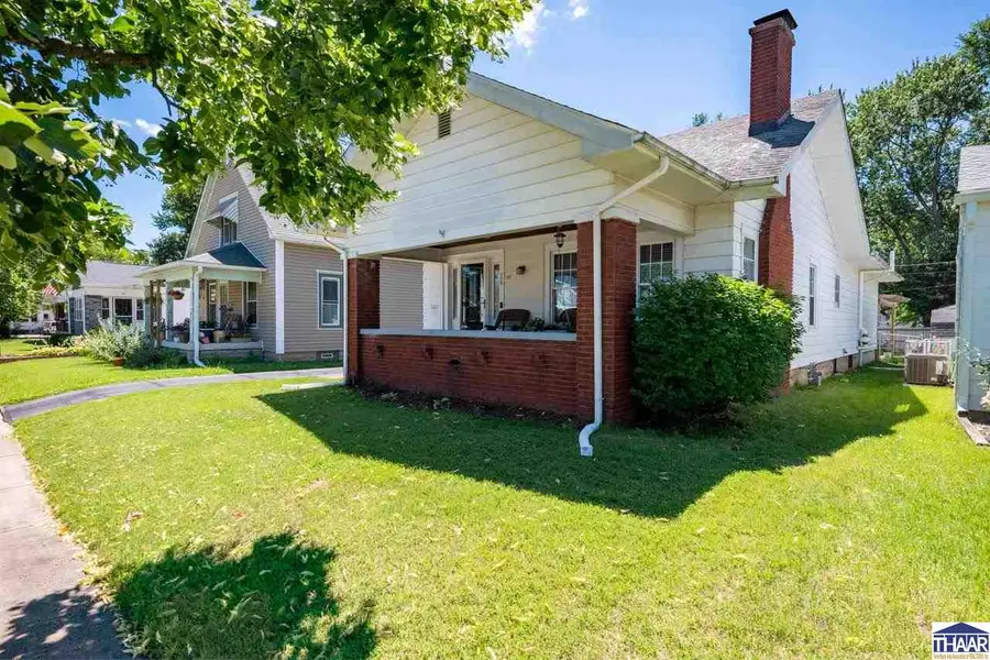 26 N 35th Street, Terre Haute, IN 47803 - #3