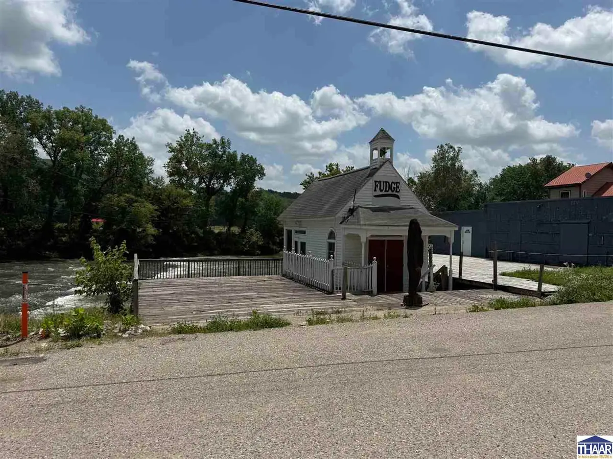 6105 S Mill Road, Rockville, IN 47872 - #1