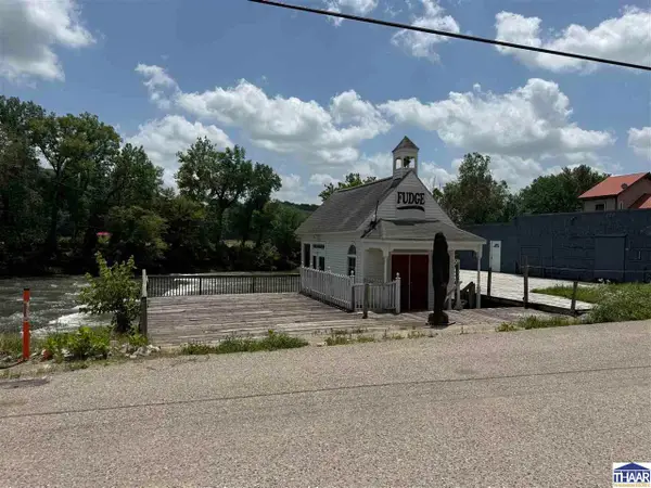 6105 S Mill Road, Rockville, IN 47872