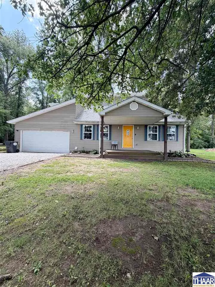 929 N Ohio Street, Shelburn, IN 47879 - #1