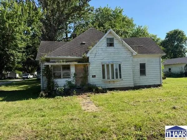 402 W Columbus Street, Staunton, IN 47881