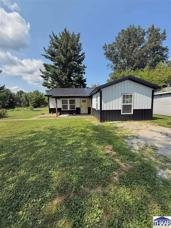 13388 W First Street, Jasonville, IN 47438