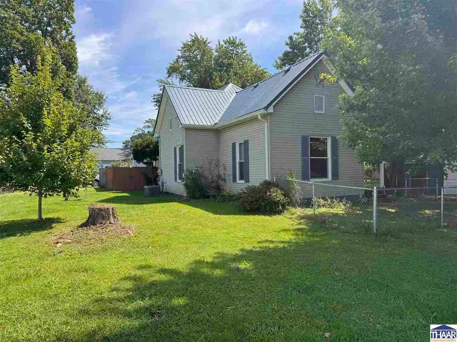 515 N 2nd Street, Marshall, IL 62441 - #2