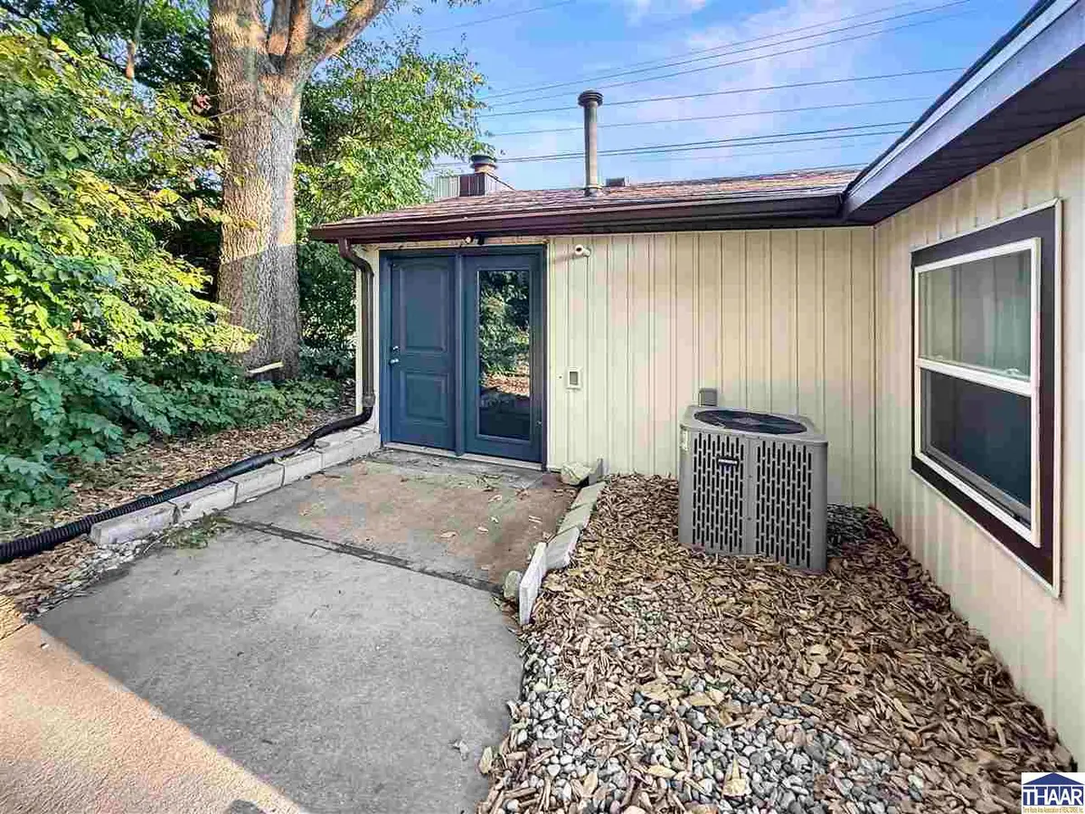 1157 E Voorhees Street, Terre Haute, IN 47802 - #1