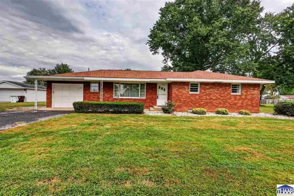 1128 E Wood Lane, Terre Haute, IN 47802