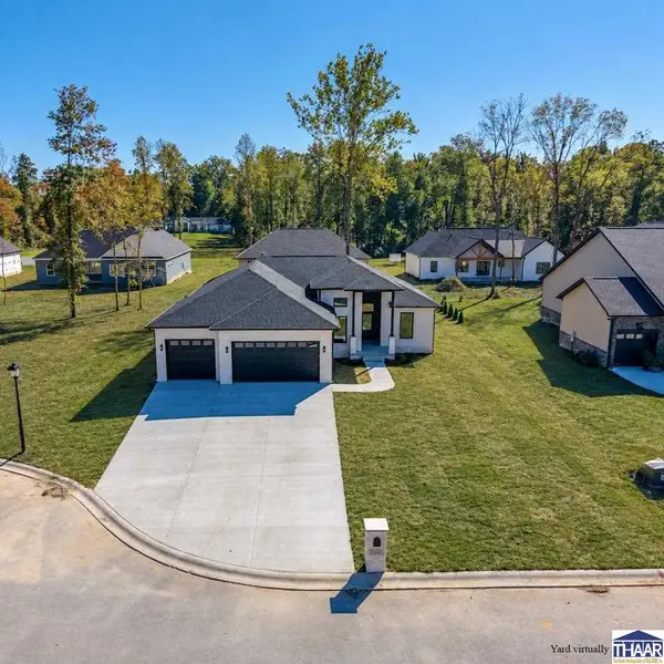 6249 Woodhill Lane, Terre Haute, IN 47803
