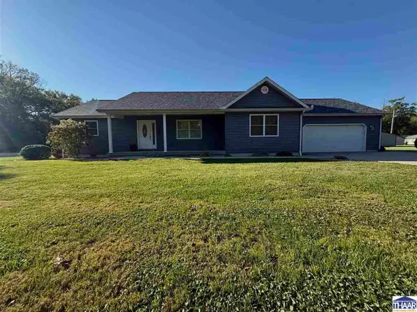 201 W Wall Street, Shelburn, IN 47879