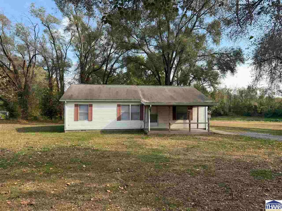 3005 N 19th Street, Terre Haute, IN 47804 - #1