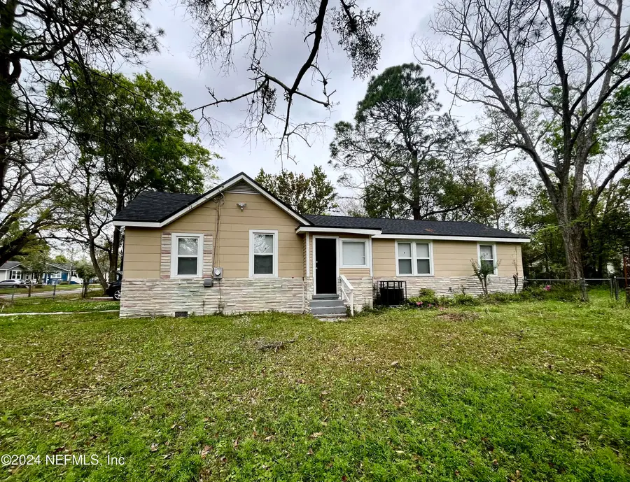 805 Mackinaw Street, Jacksonville, FL 32254 - #3