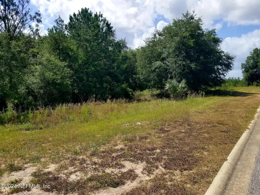 108 Siesta Circle, Welaka, FL 32193 - Image #3