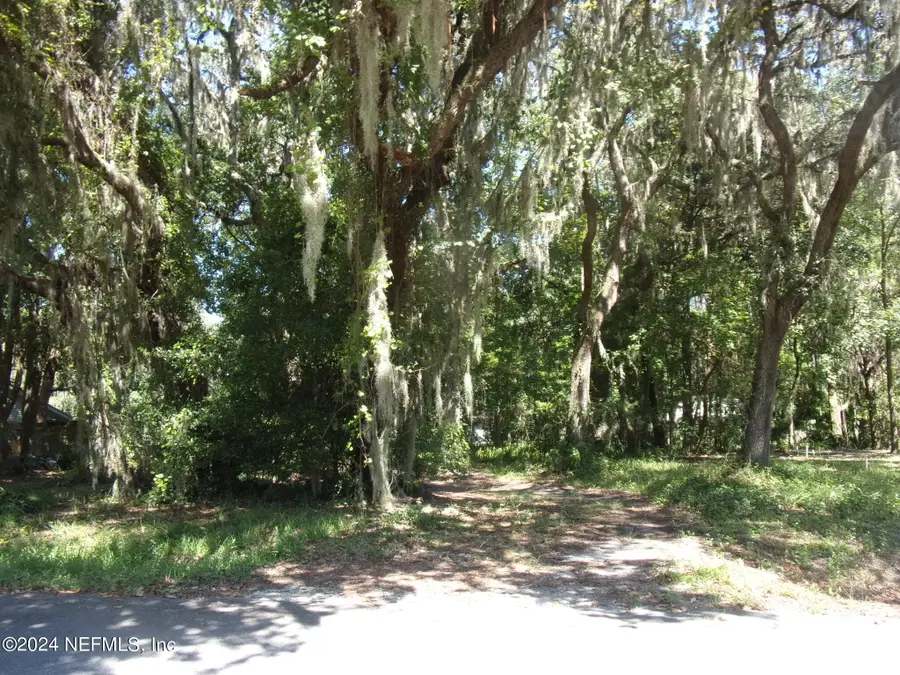 114 River Road Drive, Palatka, FL 32177 - Image #2