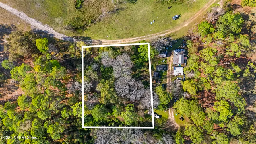 107 Joy Avenue, Interlachen, FL 32148 - Image #3