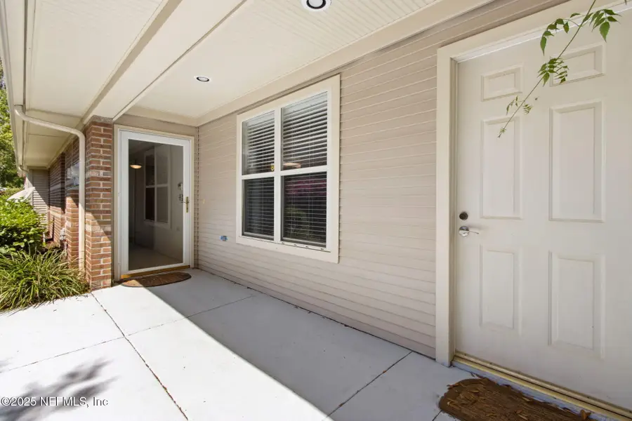 4532 Middleton Park W Circle, Jacksonville, FL 32224 - Image #3