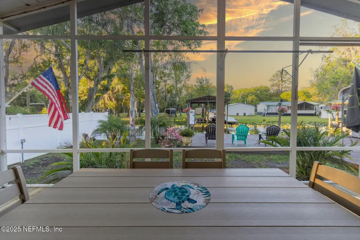 104 Breezewood Circle, San Mateo, FL 32187 - Image #1