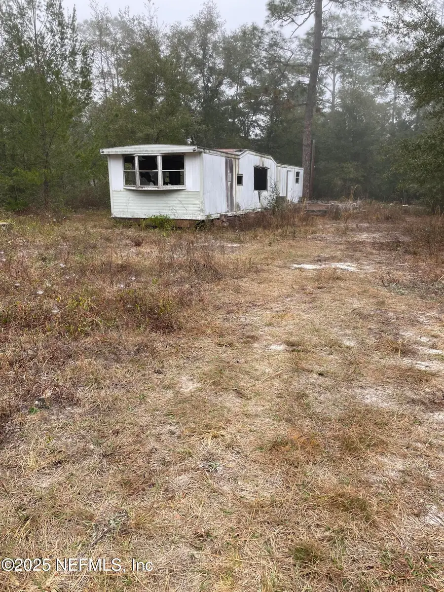 624 Norman Avenue, Interlachen, FL 32148 - #3