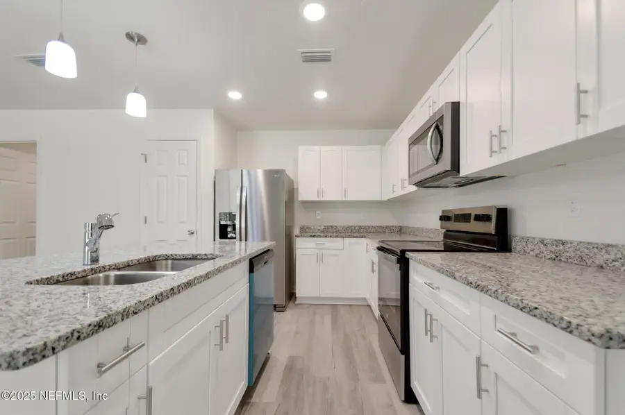 5755 Teeler Avenue, Jacksonville, FL 32208 - Image #2