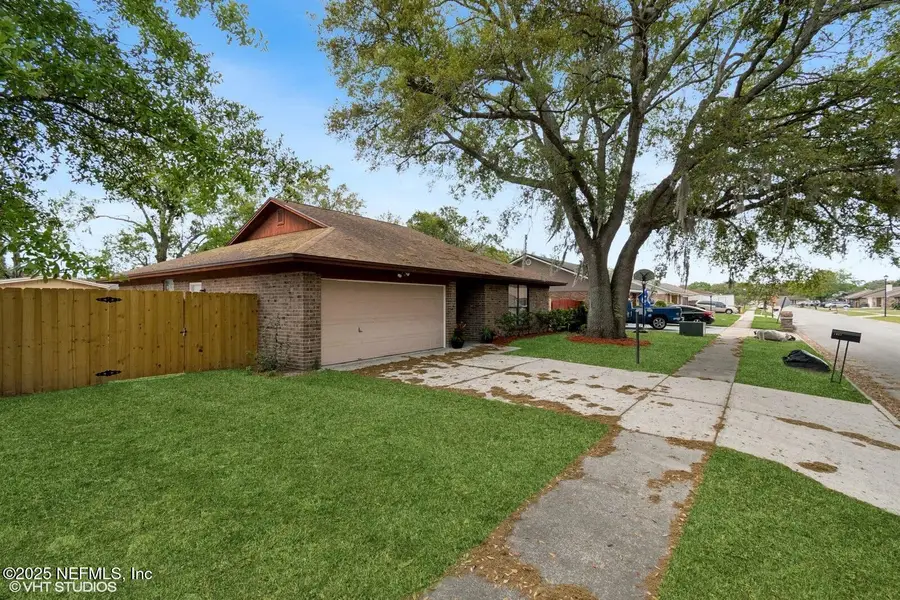 7927 Dwyer Drive, Jacksonville, FL 32244 - Image #2