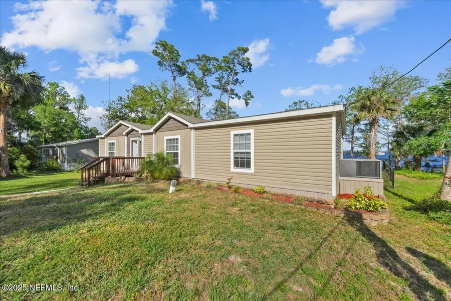 102 Lake Shore Lane, Crescent City, FL 32112 - Image #2