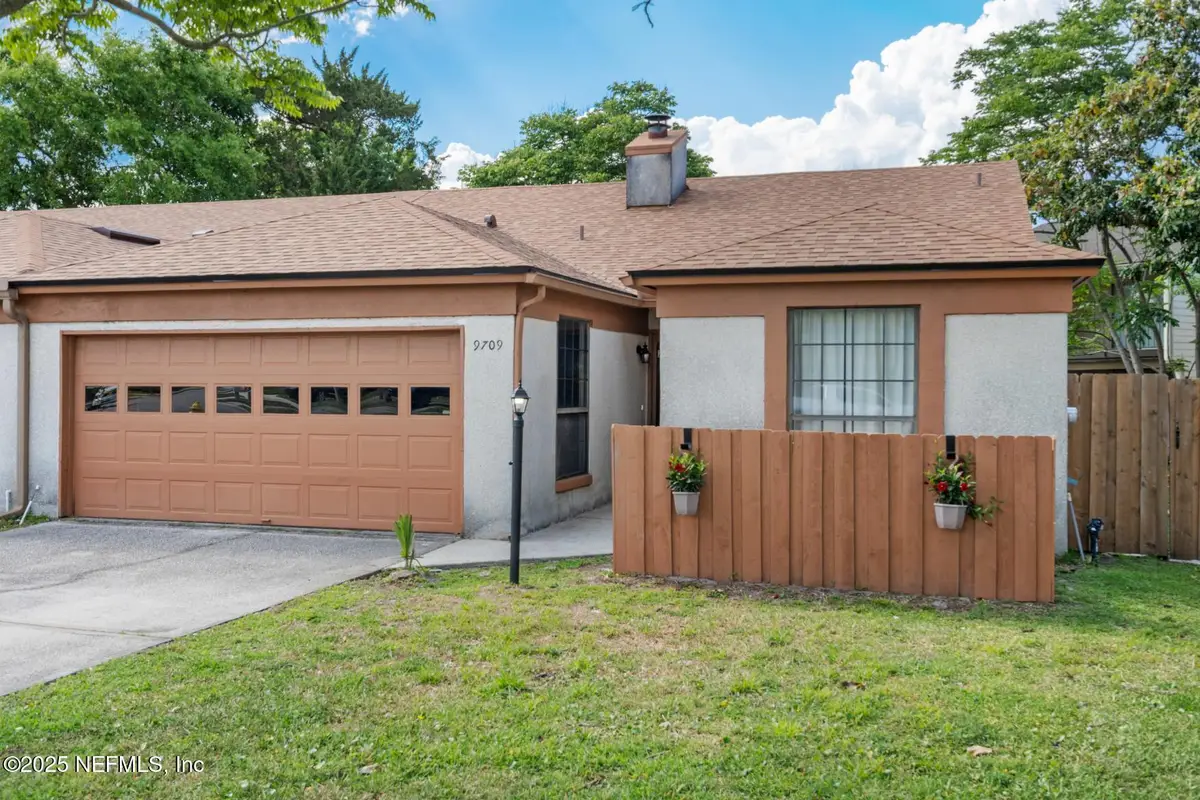 9709 Fawn Brook N Circle, Jacksonville, FL 32256 - Image #1