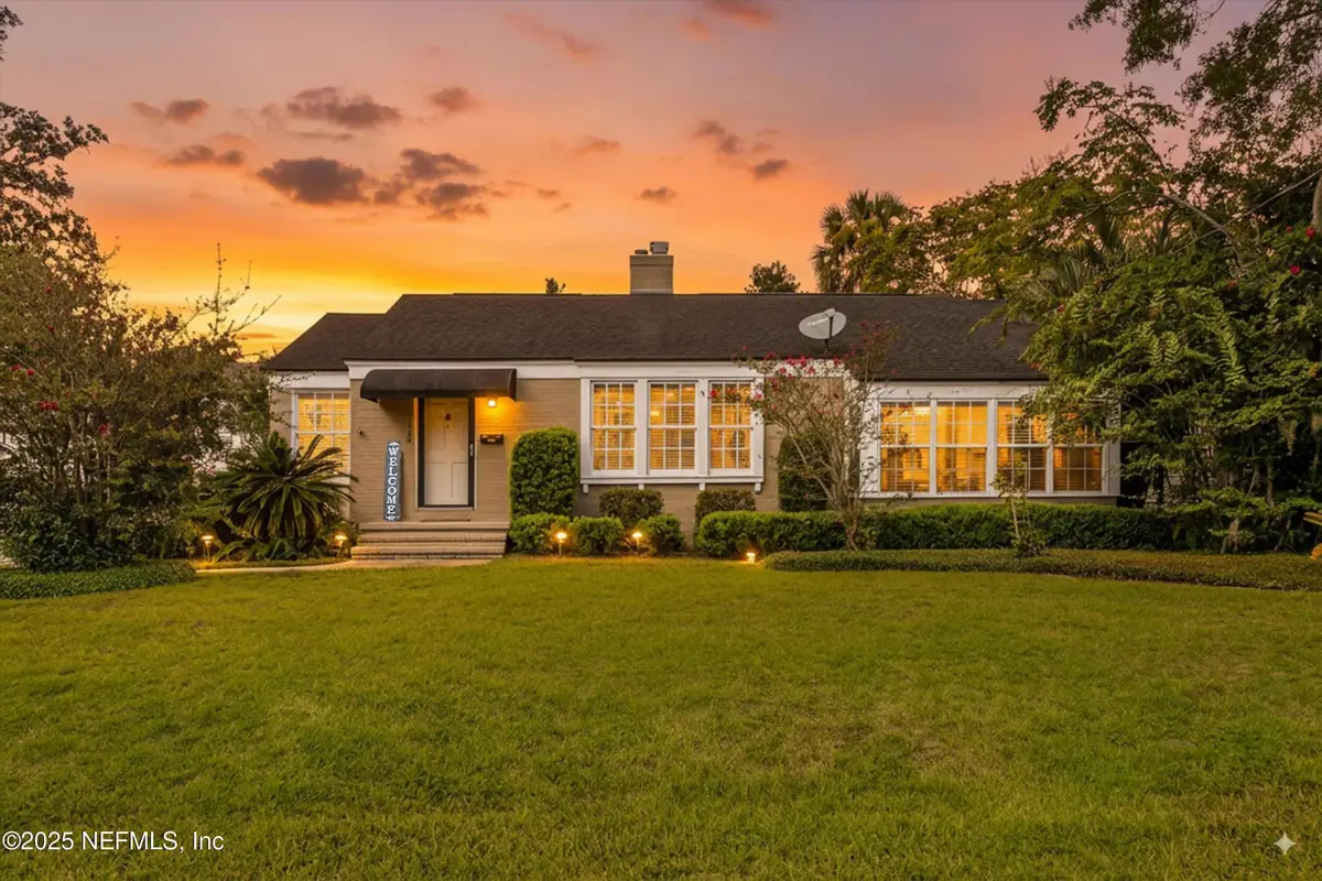 1425 Pinetree Road, Jacksonville, FL 32207 - Image #1