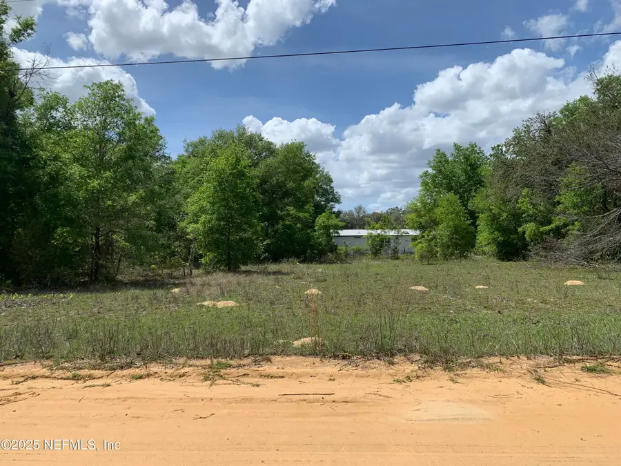 507 Kitty Avenue, Interlachen, FL 32148 - #2