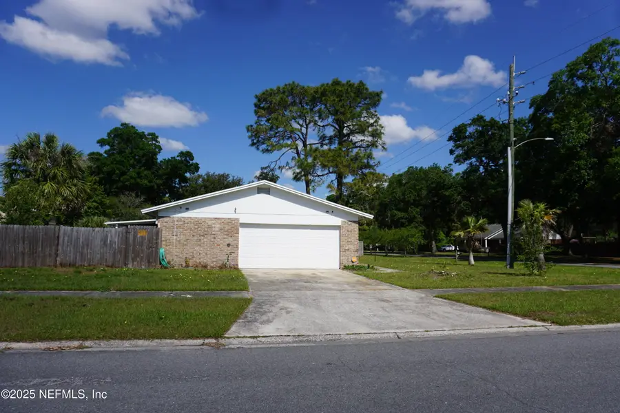 4616 Ortega Farms Boulevard, Jacksonville, FL 32210 - Image #2
