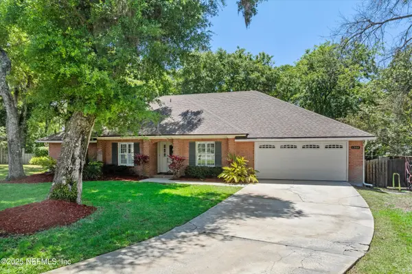 1344 Willow Oaks S Drive, Jacksonville Beach, FL 32250