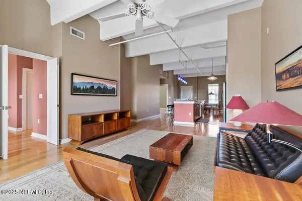 1661 Riverside Avenue #406, Jacksonville, FL 32204