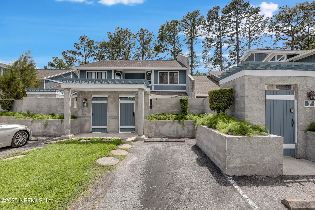 8118 Baymeadows E Circle #6, Jacksonville, FL 32256 - Image #1