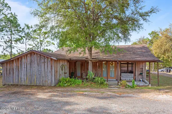 335 S Carolina Street, Hawthorne, FL 32640