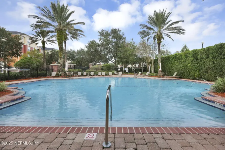 4480 Deerwood Lake Parkway #121, Jacksonville, FL 32216 - Image #2