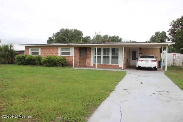 140 W St Johns Terrace, East Palatka, FL 32131 - Image #1
