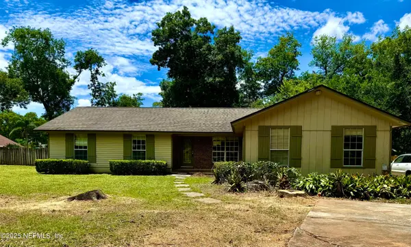 2235 Hunterwood Court, Jacksonville, FL 32225