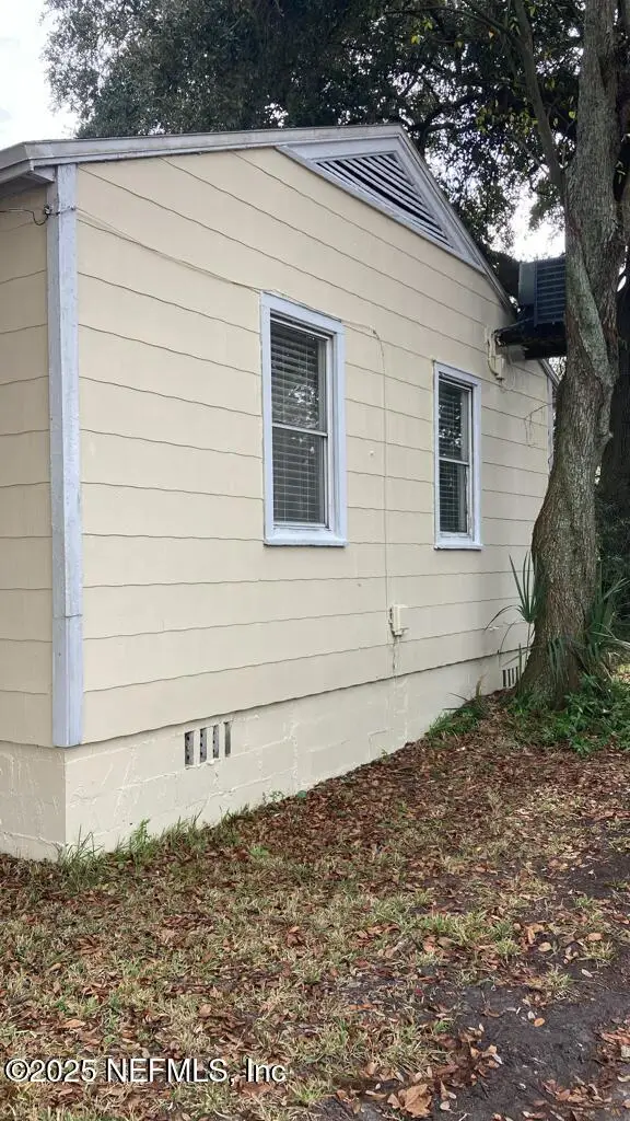 1162 W 13th Street, Jacksonville, FL 32209 - Image #2