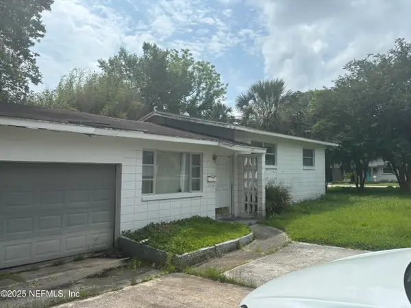 739 Brookview N Drive, Jacksonville, FL 32225