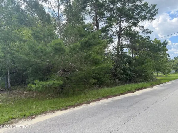 121 Istanbul Street, Interlachen, FL 32148