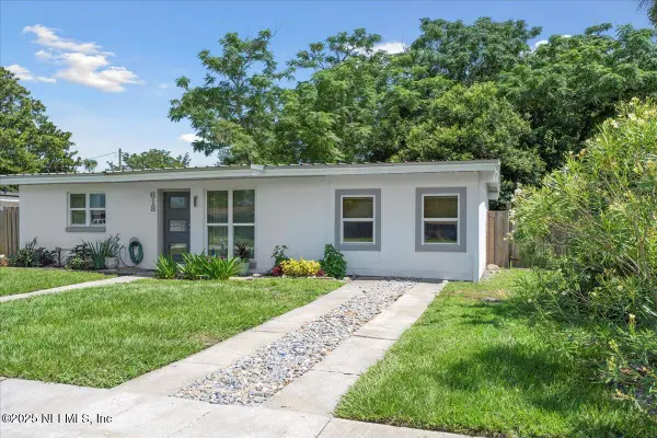618 9th N Avenue, Jacksonville Beach, FL 32250