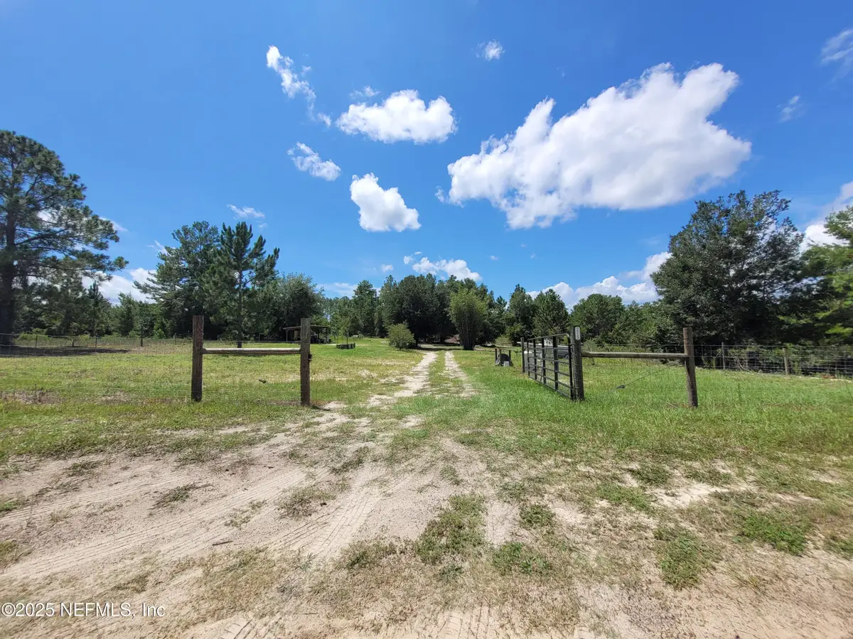 215 Coconut Street, Pomona Park, FL 32181 - Image #1