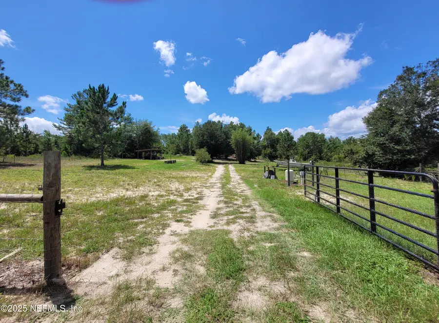 215 Coconut Street, Pomona Park, FL 32181 - Image #2