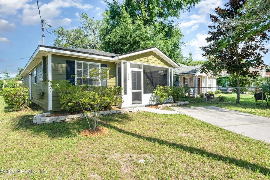 1233 Van Buren Street, Jacksonville, FL 32206 - Image #3