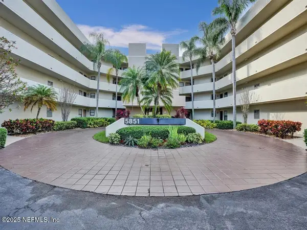 5851 Camino Del Sol #305, Boca Raton, FL 33433