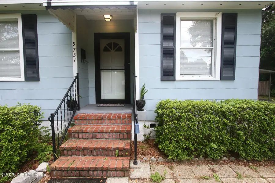 9757 N Macarthur Court, Jacksonville, FL 32246 - Image #2