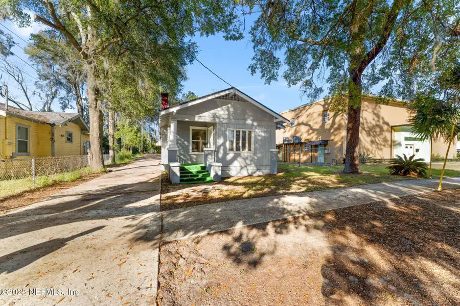 317 W 41st Street, Jacksonville, FL 32206 - #3