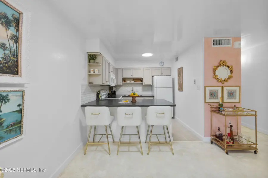 1071 Edgewood S Avenue #407, Jacksonville, FL 32205 - Image #3